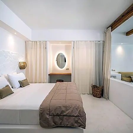 Hotel Euphoria And 4*